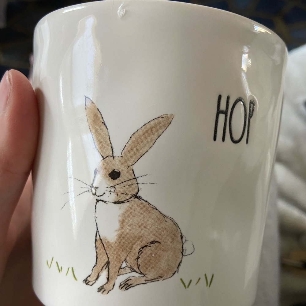 Rae Dunn candle
